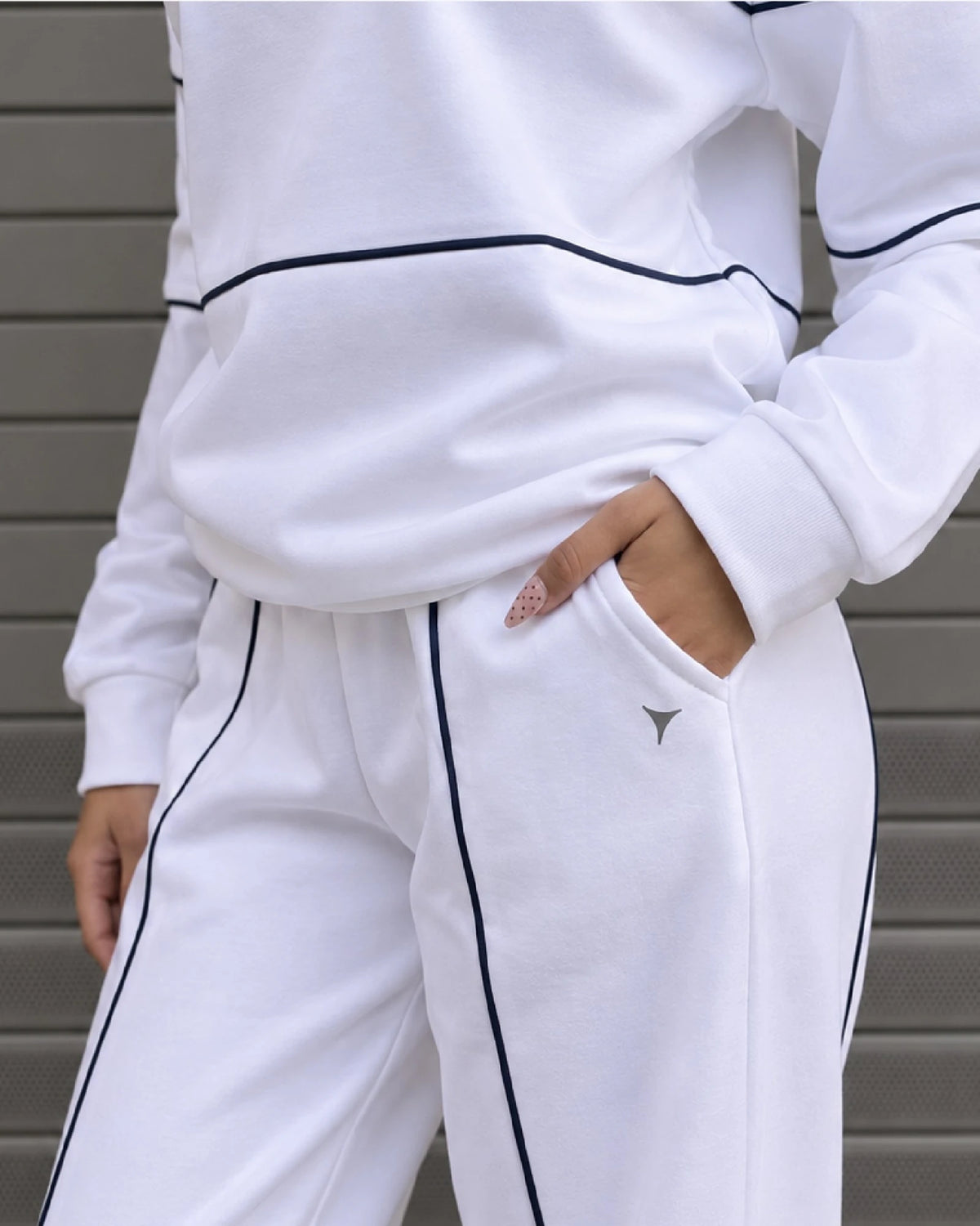 Zing Jogger - White