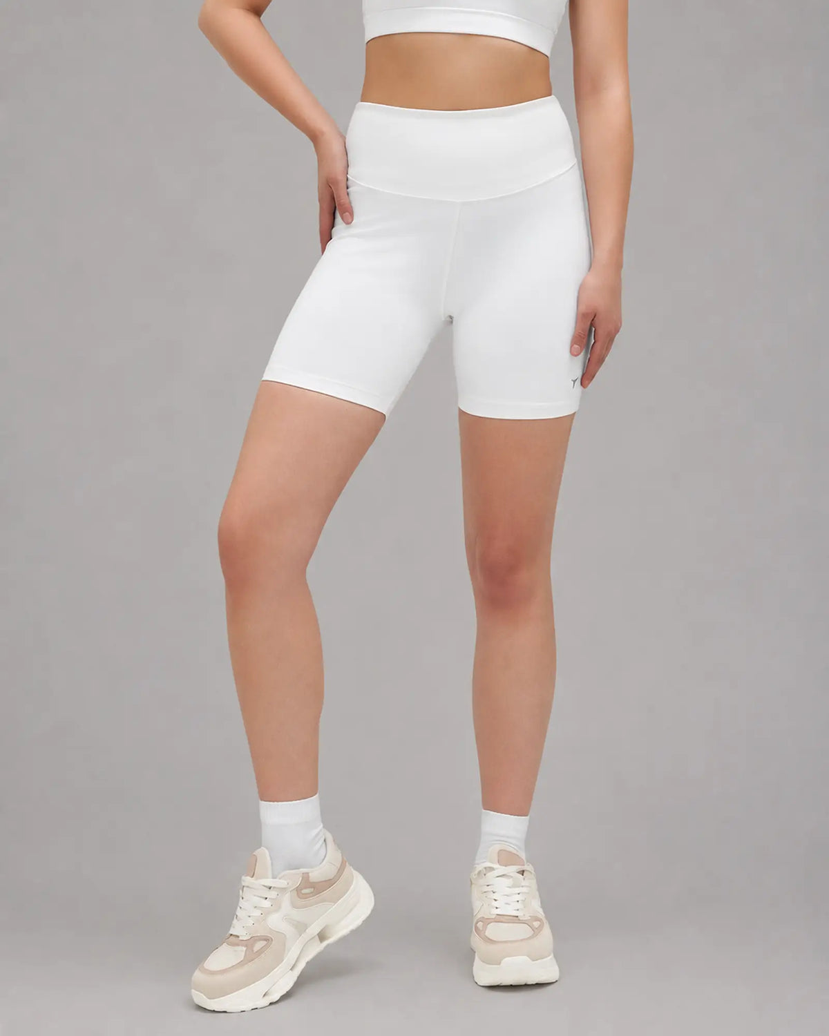 Pedal Shorts - Eggshell White